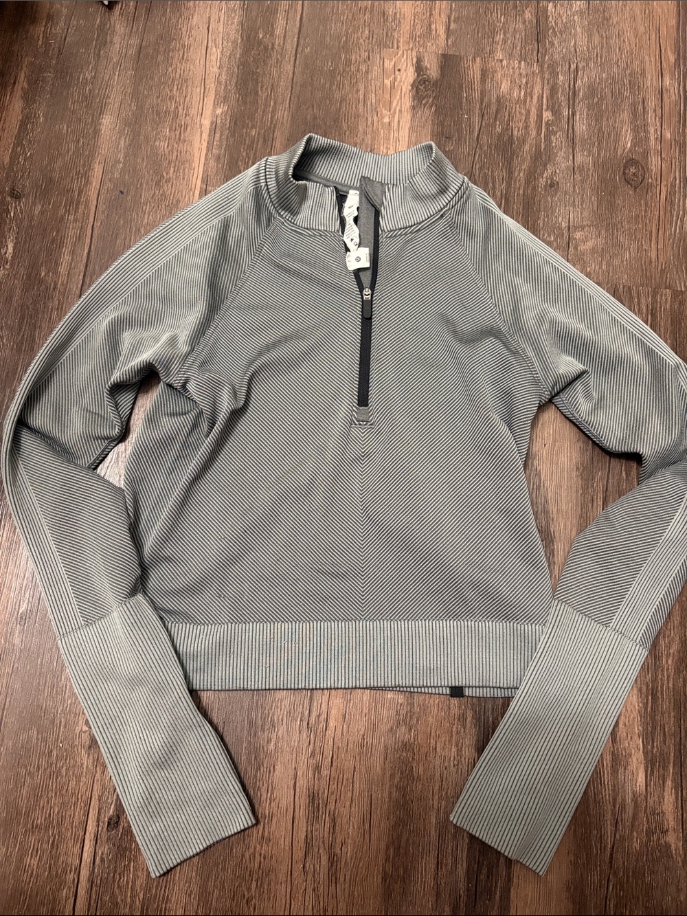lululemon restless crop half zip